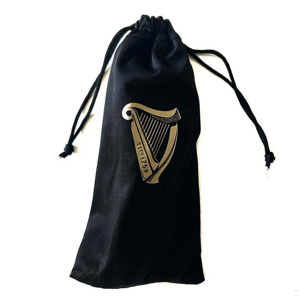 Guinness Beer Brewery Sunglasses with Fabric Case Bag Black Gold Harp Logo Pint - Picture 5 of 5